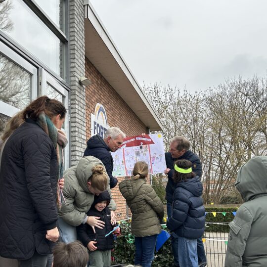 Feestelijke onthulling ‘powered by’-label van ISOB en Forte Kinderopvang